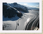 Alaska 461 * It is really clear why a glacier is described as a flowing river of ice. * It is really clear why a glacier is described as a flowing river of ice. * 2816 x 2112 * (1.59MB)